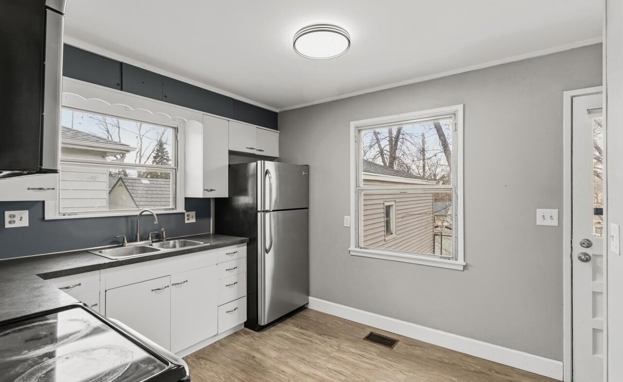 Building Photo - 5610 Frederick St