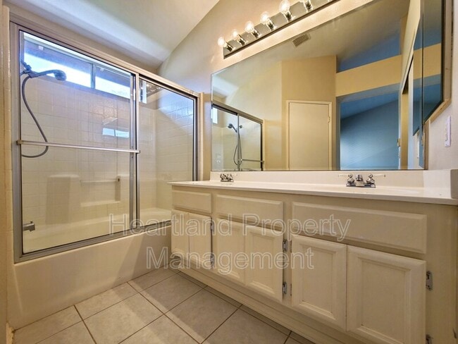 Building Photo - 11372 Via Rancho San Diego Via