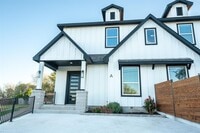 Building Photo - 162 Meadow View Blvd