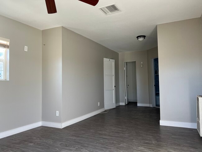 Building Photo - 138 E 124th St