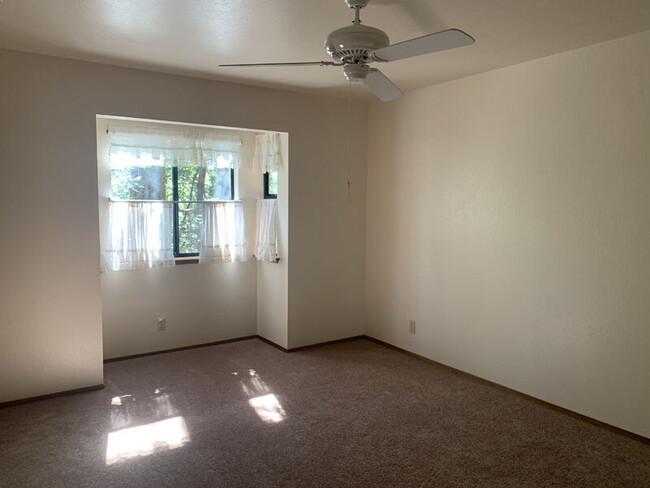 Building Photo - 3/2 near Sly Park for just $2,095!