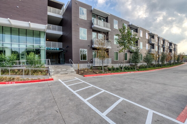 Building Photo - 1301 W Koenig Ln