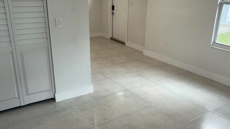 Building Photo - 2622 NW 35th St