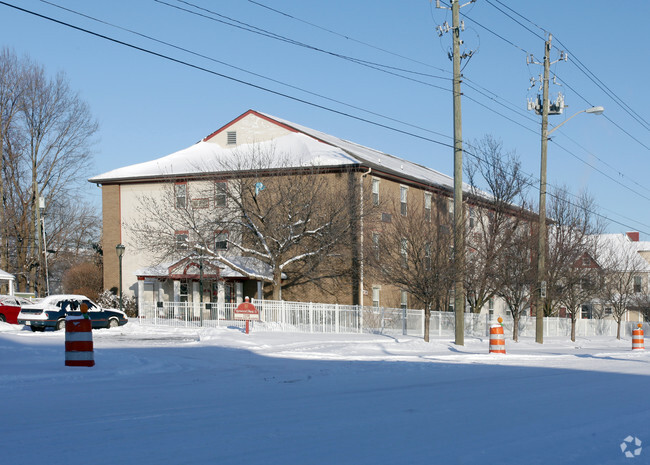 Building Photo - Kenwood Phase II