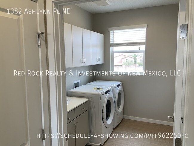 Building Photo - 1382 Ashlynn Pl