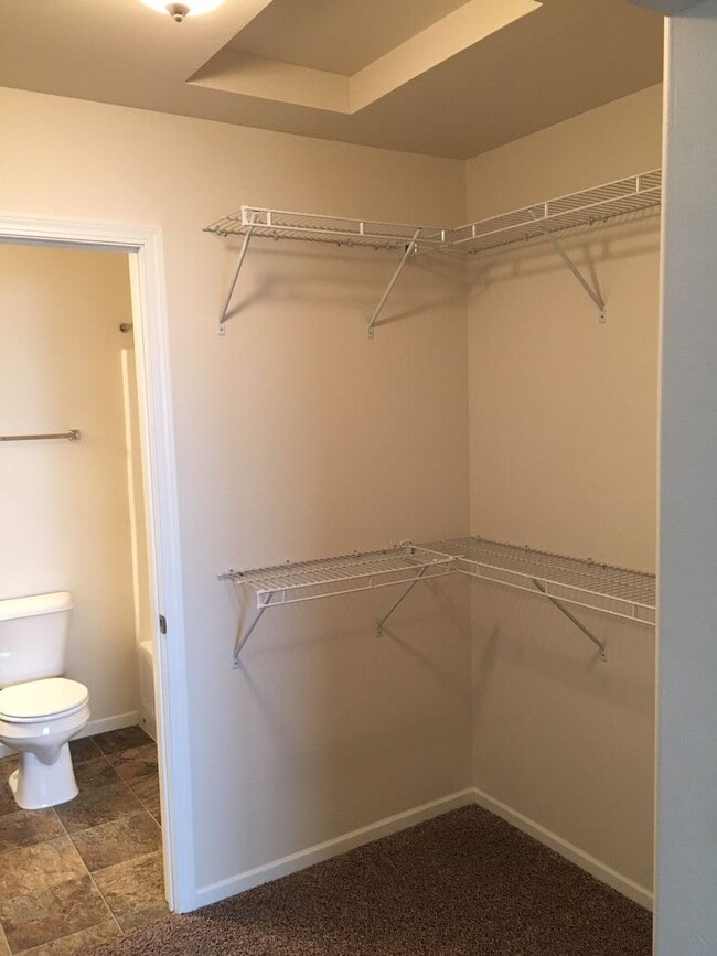 Building Photo - 3 Bed 3 Bath Twin Home