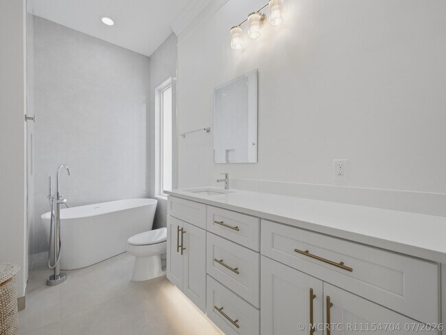 Building Photo - 3225 Ushant Ct