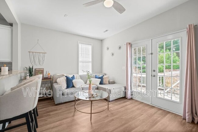 Building Photo - 11339 Dundarrach Ln