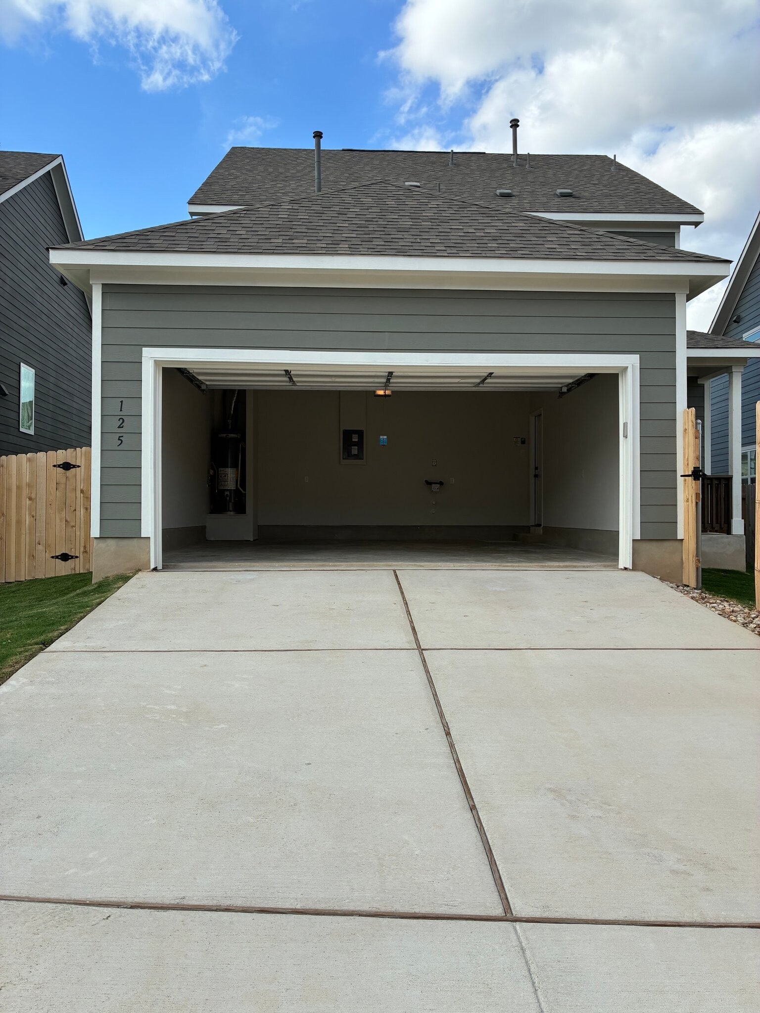 Building Photo - 125 Kiowa Bnd