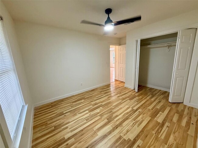 Building Photo - 21003 Boggy Ford Rd