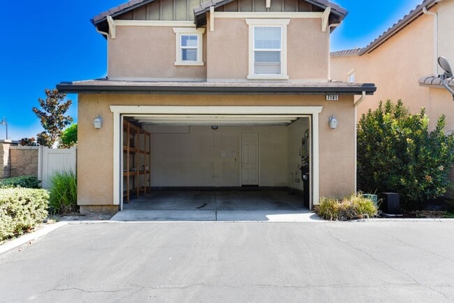 Building Photo - 7181 Logsdon Dr