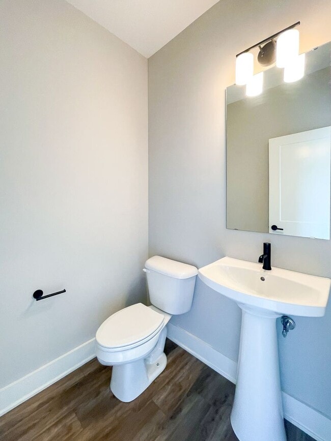 Building Photo - 20 Central Greens Blvd