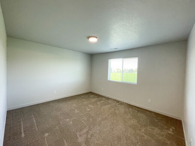 Building Photo - 16891 N Lowerfield Loop