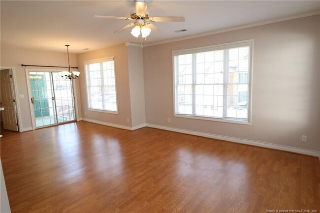 Building Photo - 2121 Kudrow Ln