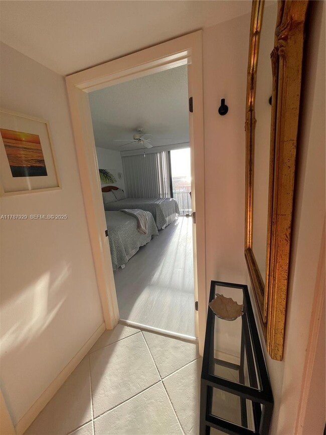 Building Photo - 5047 N Hwy A1A