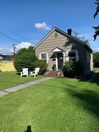 Building Photo - Cute one story rental in snohomish