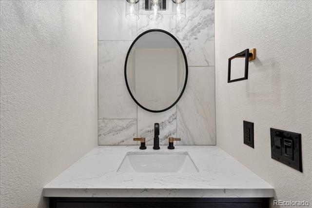 Building Photo - 7635 S Steele St