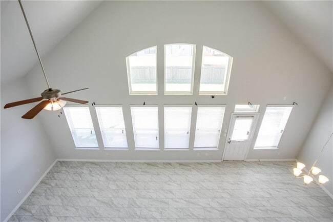 Building Photo - 8049 Arezzo Dr