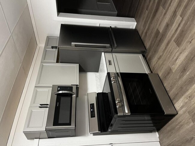 Building Photo - 407 Connecticut Ave