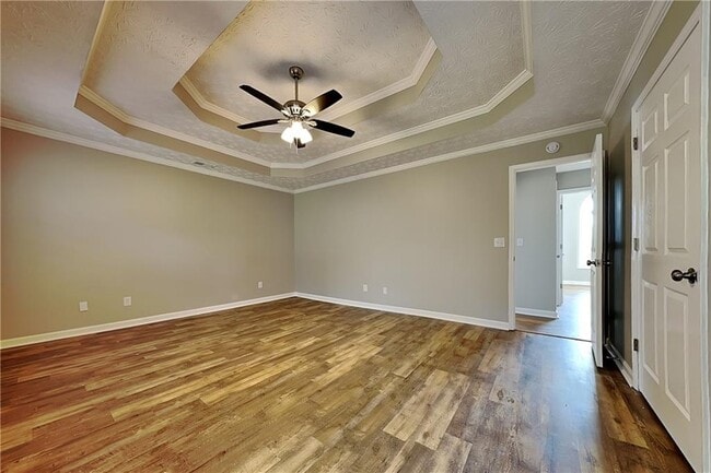 Building Photo - 204 Cambridge Dr