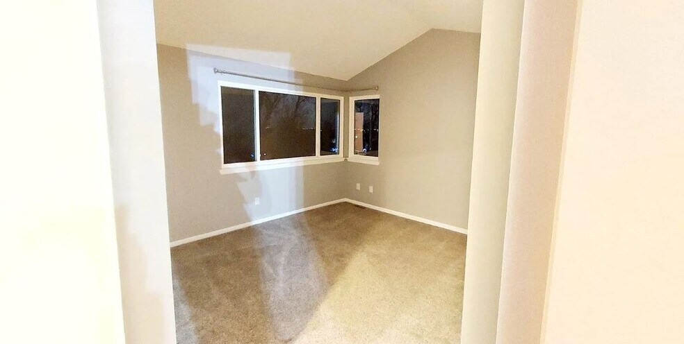 Building Photo - 5449 S Ceylon Way