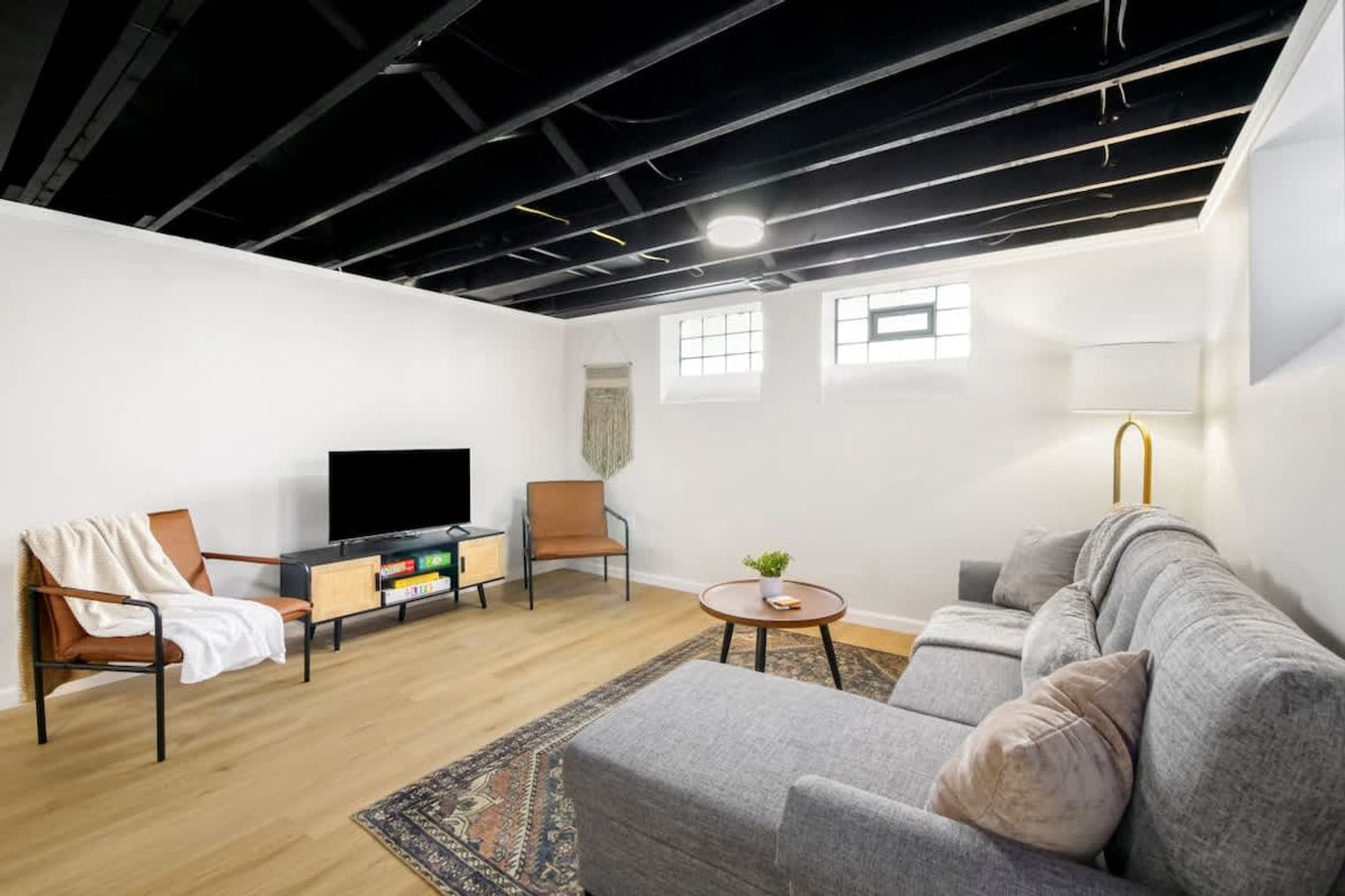 Building Photo - 6059 Maplecliff Dr