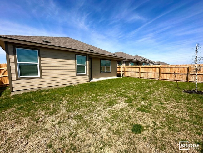 Building Photo - 1228 Treehouse Ln