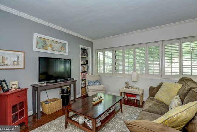 Building Photo - 282 Ardmore Cir NW