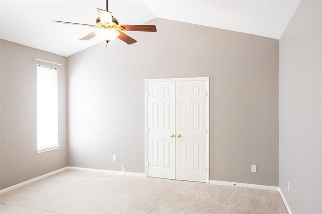 Building Photo - 22 S Lace Arbor Dr