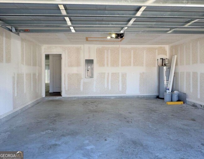 Building Photo - 101 Landing Blvd