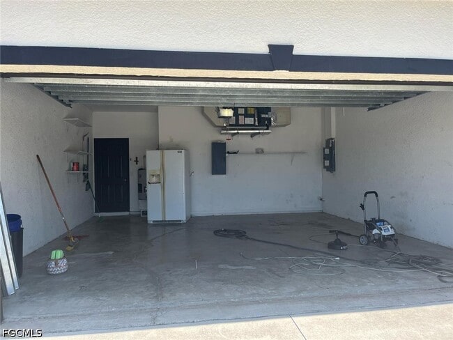 Building Photo - 17 NE 11th Ln