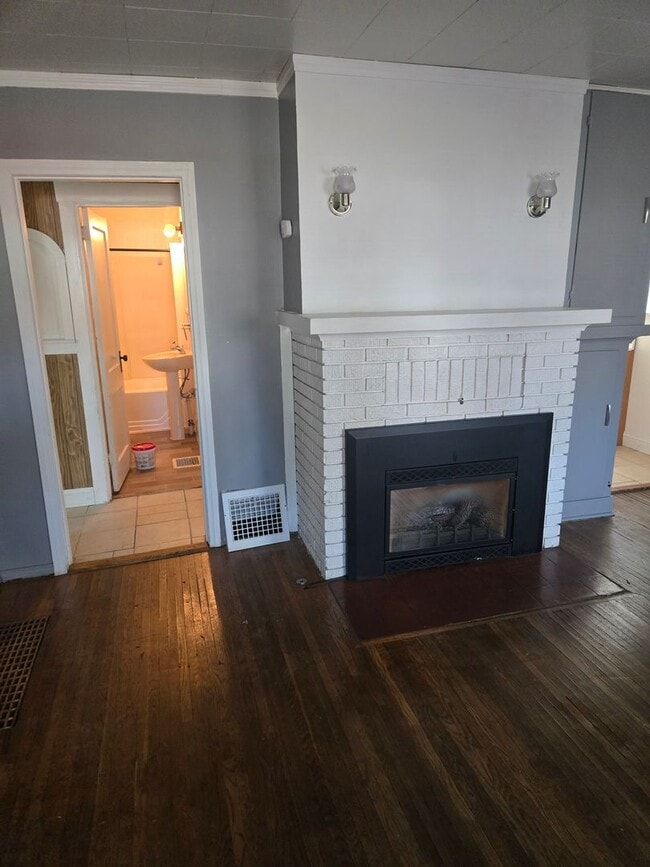 Building Photo - Near Audubon Park