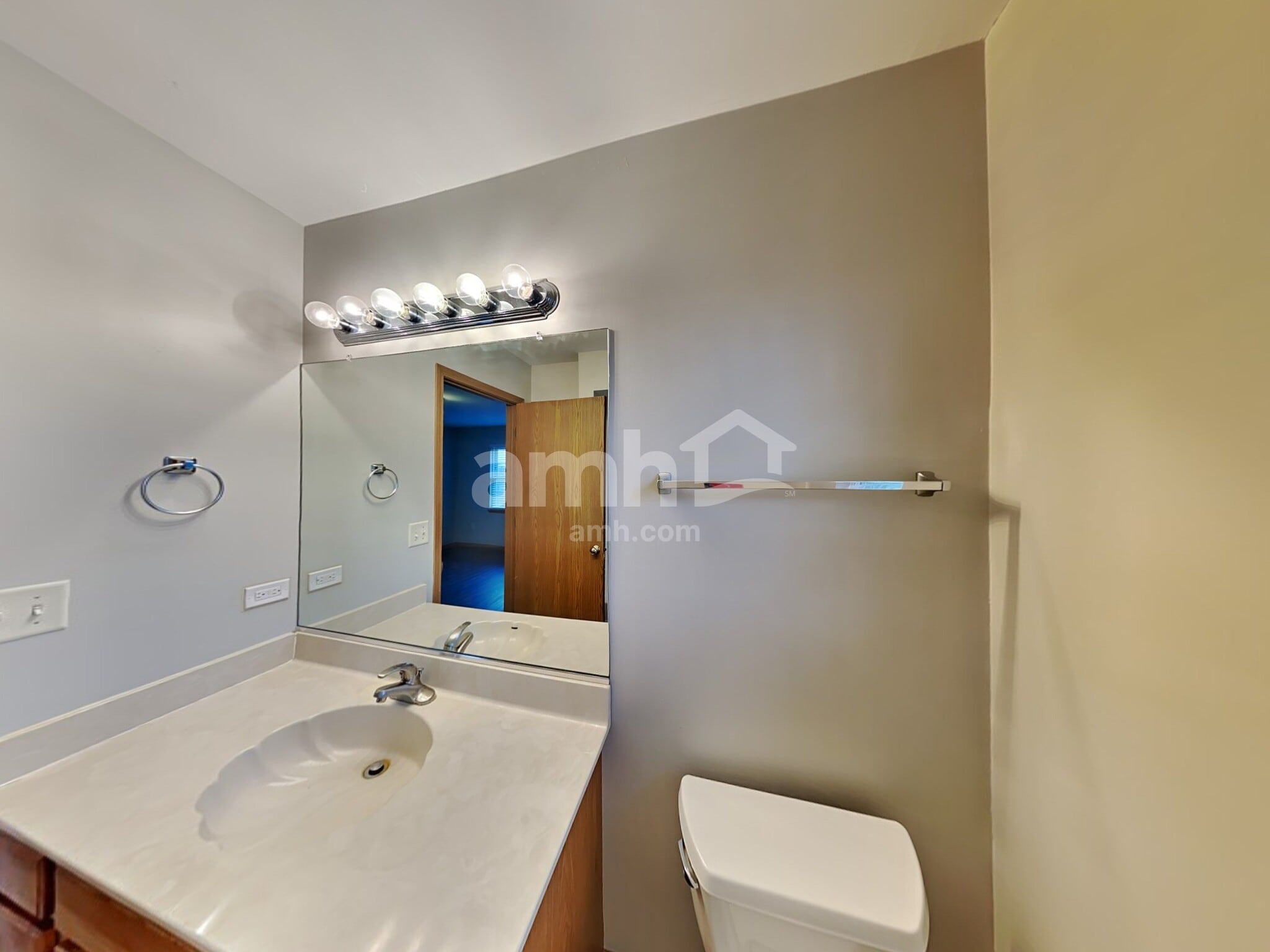 Building Photo - 25610 S Rose Ln