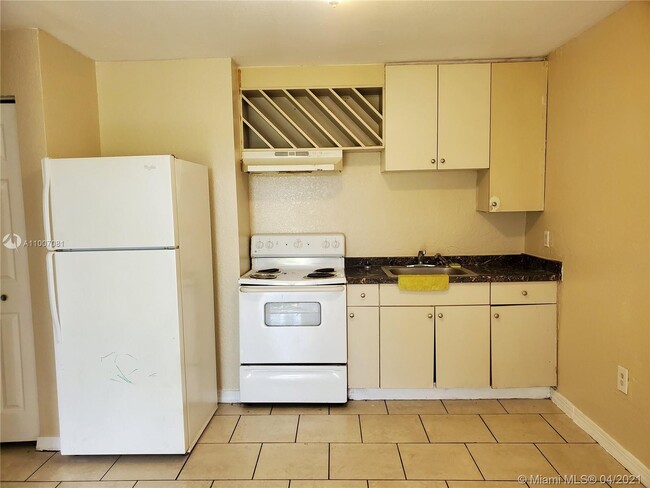 Building Photo - 22210 SW 116th Ave