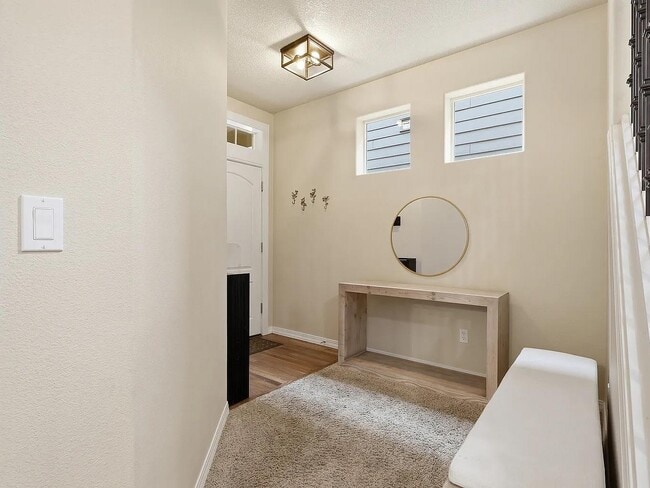 Building Photo - 61330 Huckleberry Pl