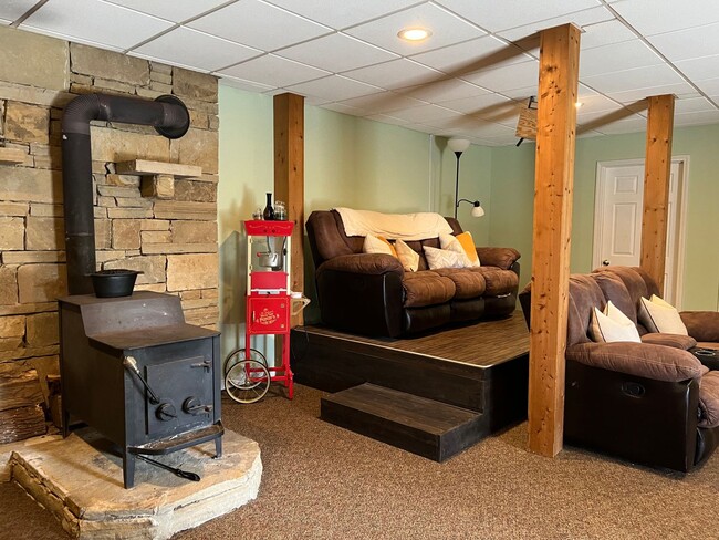 Building Photo - Best Kept Secret in Asheville