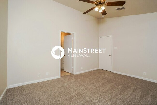 Building Photo - 3 Bedroom Pet-Friendly Home in SAN ANTONIO, TX with Main Street Renewal
