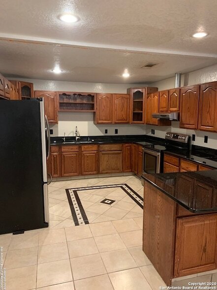 Building Photo - 1750 W Craig Pl