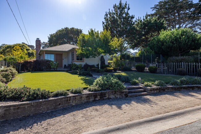 Building Photo - 969 Egan Ave