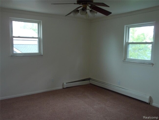 Building Photo - 38014 Mallast St