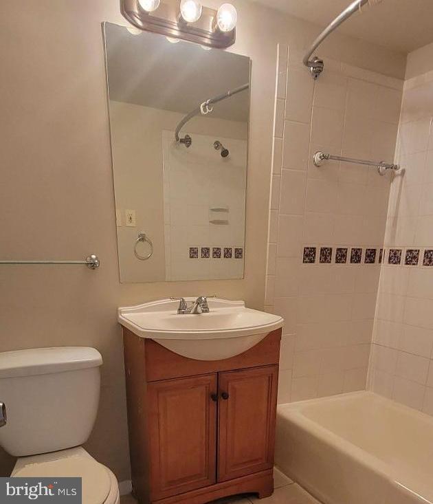 Building Photo - 3815 Swann Rd