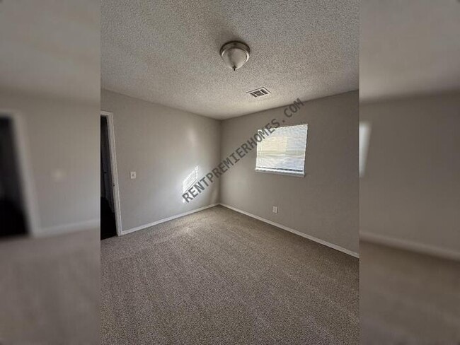 Building Photo - 429 NW 86th St