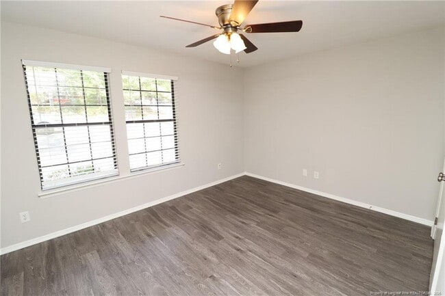 Building Photo - 4901 Coral Ridge Ct