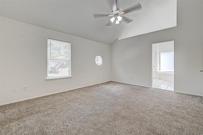 Building Photo - 6235 W Willow Bluff Rd
