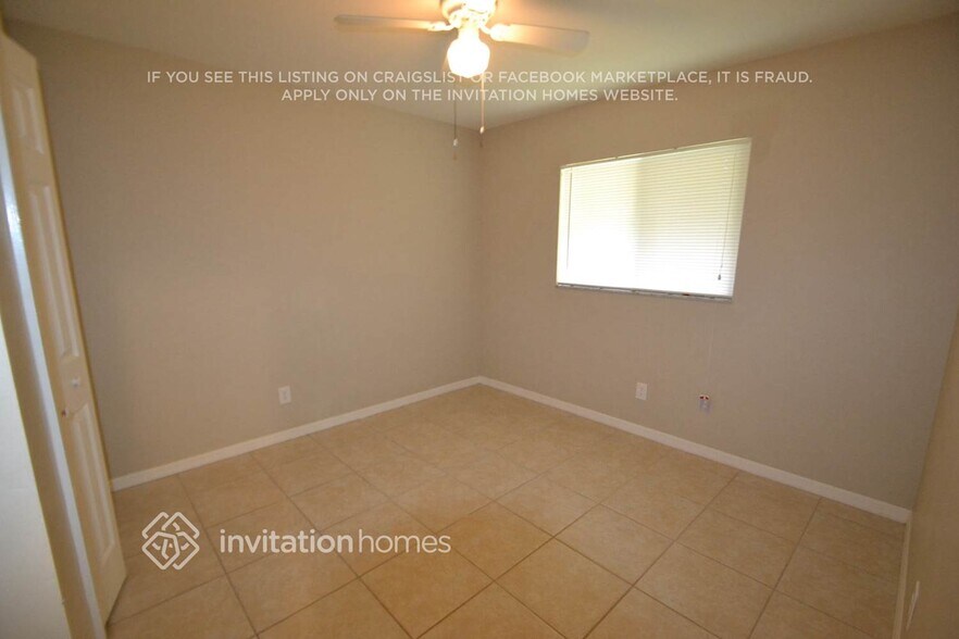 Building Photo - 521 SW 23rd Terrace