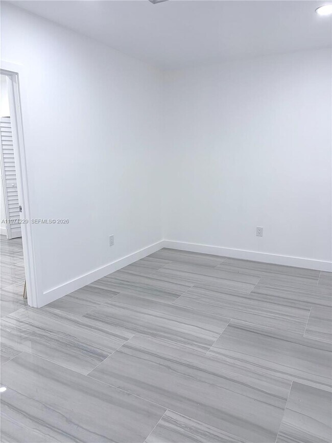 Building Photo - 13723 SW 282nd Terrace