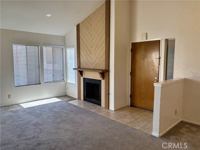 Building Photo - 4791 Lago Dr