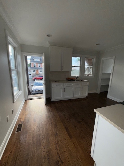 Building Photo - 31 Hornblower Ave