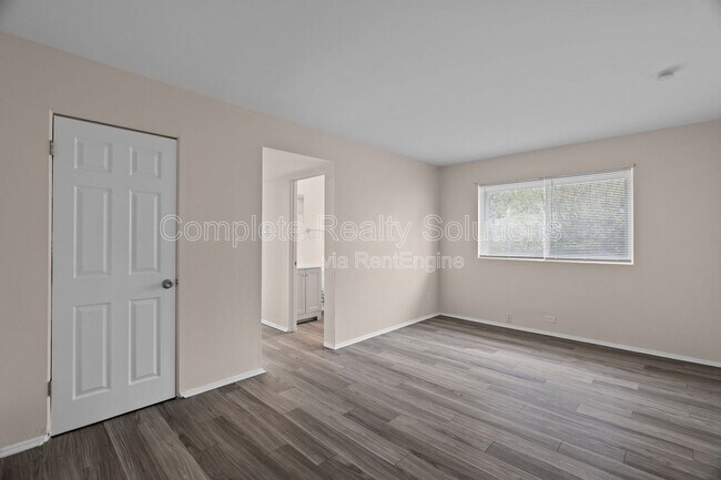 Building Photo - 2323 Woodson Rd