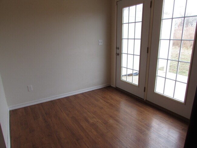 Building Photo - 6189-MF1-E1